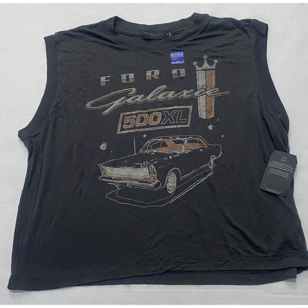 WOMEN'S FORD GALAXIE 500 XL VINTAGE TISSUE TANK. NWT. MEDIUM